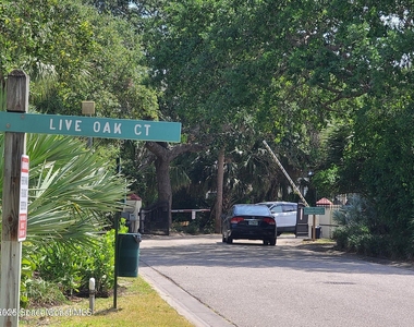 8751 Live Oak Court - Photo Thumbnail 30