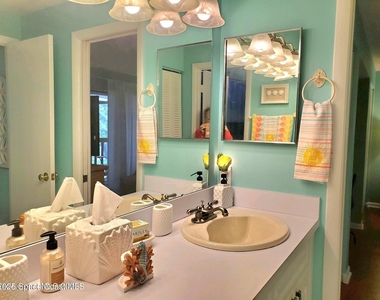 8751 Live Oak Court - Photo Thumbnail 14