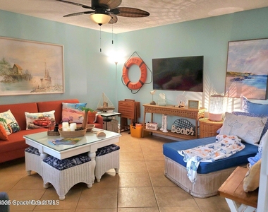 8751 Live Oak Court - Photo Thumbnail 6