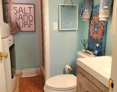 8751 Live Oak Court - Photo Thumbnail 11