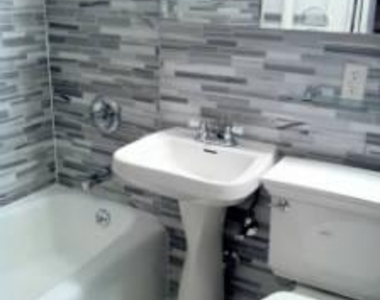 722 Tenth Avenue - Photo Thumbnail 2