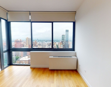 808 Columbus Ave - Photo Thumbnail 3