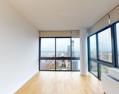 808 Columbus Ave - Photo Thumbnail 1