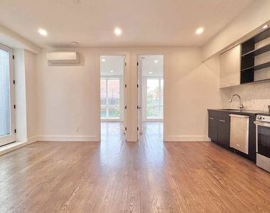 321 Woodbine Street - Photo Thumbnail 5