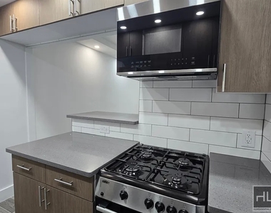 East 29th Street - Photo Thumbnail 8