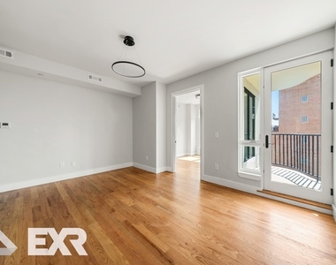 2112 Avenue P - Photo Thumbnail 4