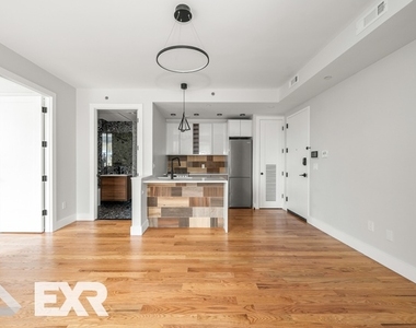 2112 Avenue P - Photo Thumbnail 1