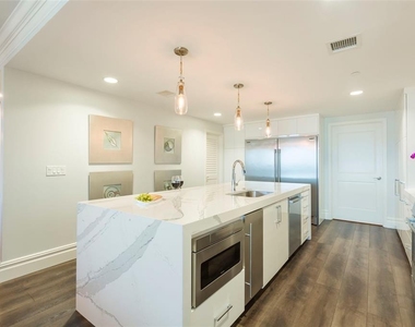 301 S Gulfview Boulevard - Photo Thumbnail 9