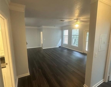 19935 Villa Isle Drive - Photo Thumbnail 2
