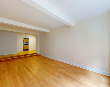 East 56th Street - Photo Thumbnail 4