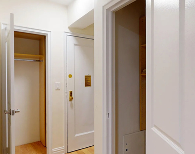 East 56th Street - Photo Thumbnail 8