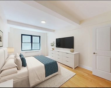 East 56th Street - Photo Thumbnail 1