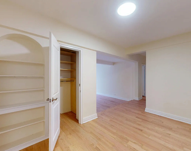 East 56th Street - Photo Thumbnail 6
