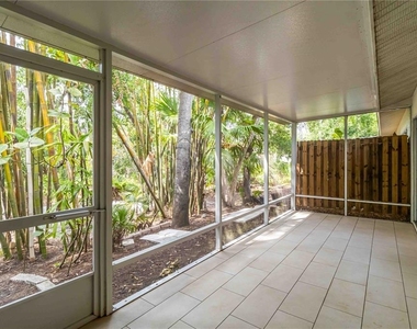 642 N Jefferson Avenue - Photo Thumbnail 26