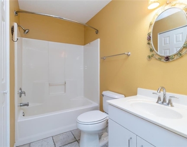 642 N Jefferson Avenue - Photo Thumbnail 15