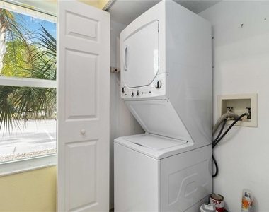 642 N Jefferson Avenue - Photo Thumbnail 25