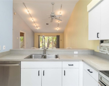 642 N Jefferson Avenue - Photo Thumbnail 11