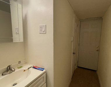111 Remsen Ave - Photo Thumbnail 5