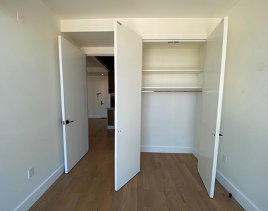 824 Lexington Avenue - Photo Thumbnail 8