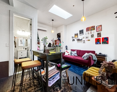 1114 Halsey Street - Photo Thumbnail 8