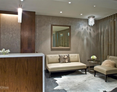 184 Thompson St - Photo Thumbnail 4