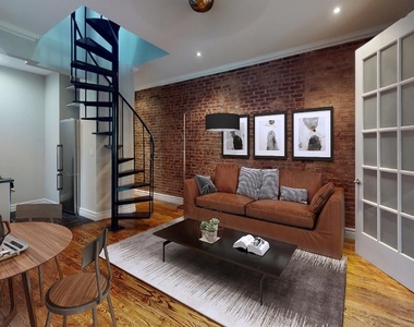 Tenth Avenue - Photo Thumbnail 0