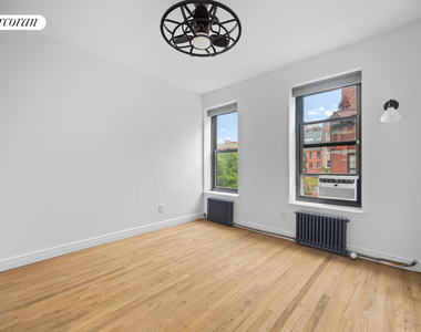 14 Prince Street - Photo Thumbnail 6