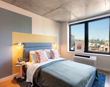 222 Johnson Avenue - Photo Thumbnail 8