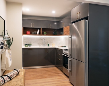 222 Johnson Avenue - Photo Thumbnail 9