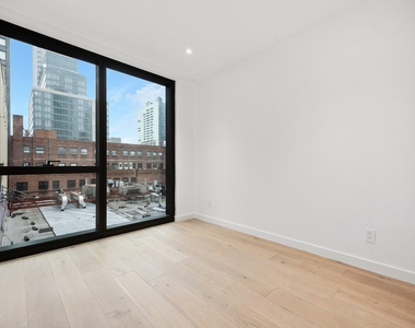 42-62 Hunter Street - Photo Thumbnail 3