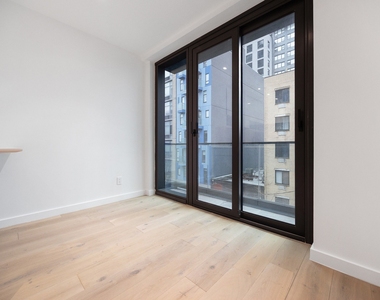 42-62 Hunter Street - Photo Thumbnail 2