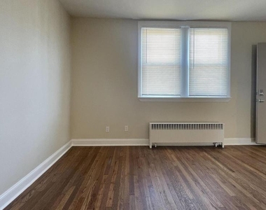 5156 D Street - Photo Thumbnail 11