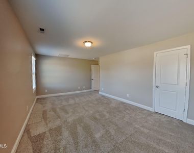 1801 Huntsbridge Drive - Photo Thumbnail 11