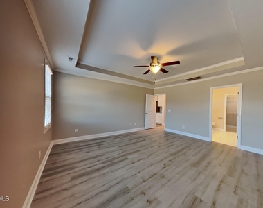 1801 Huntsbridge Drive - Photo Thumbnail 5
