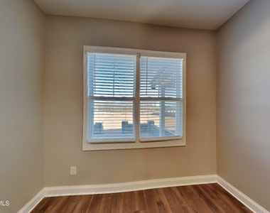 1801 Huntsbridge Drive - Photo Thumbnail 3