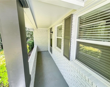2307 Rubart Drive - Photo Thumbnail 2