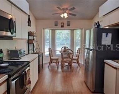 6807 Stone River Road - Photo Thumbnail 8