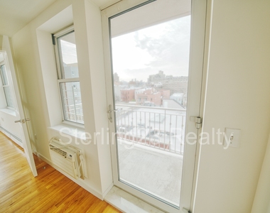 25-44 Crescent Street - Photo Thumbnail 12