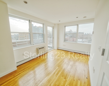 25-44 Crescent Street - Photo Thumbnail 5