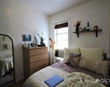 August 1st Move In - East Village East 6th St/Ave D - Photo Thumbnail 9