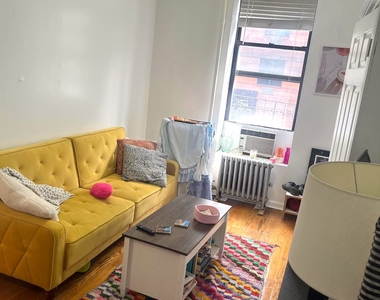 August 1st Move In - East Village East 6th St/Ave D - Photo Thumbnail 7