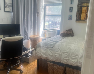 August 1st Move In - East Village East 6th St/Ave D - Photo Thumbnail 14