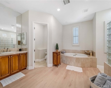 81620 Tiburon Drive - Photo Thumbnail 37