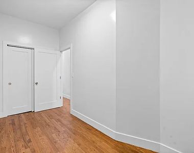 343 East 115th Street - Photo Thumbnail 11