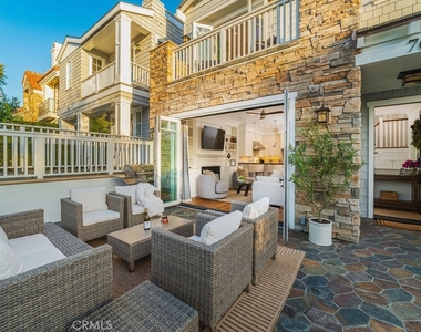 700 Acacia Avenue - Photo Thumbnail 6