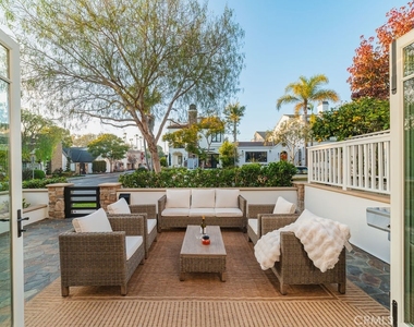 700 Acacia Avenue - Photo Thumbnail 5