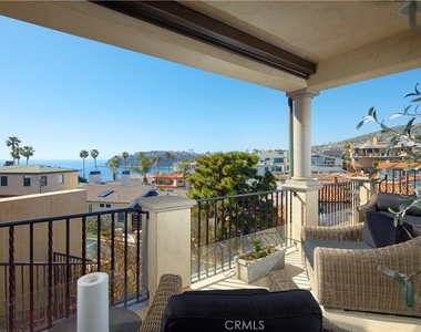 11 Emerald Bay - Photo Thumbnail 24