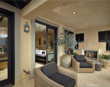 11 Emerald Bay - Photo Thumbnail 21