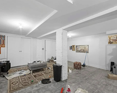 483 Evergreen Avenue - Photo Thumbnail 9