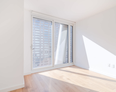 170 Amsterdam Avenue - Photo Thumbnail 28
